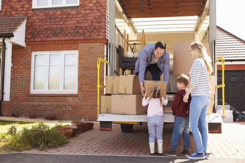 Local same day removals support for a Brompton home move